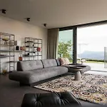 La Biancolilla Villa *